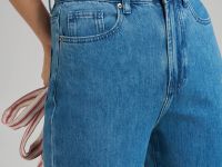 Джинсы женские