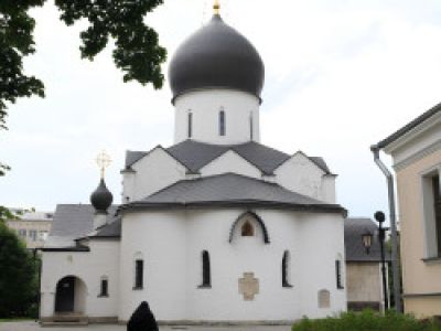 «Замоскворечье — умиротворение старой Москвы» От Полянки до Третьяковки. С заходом в Марфо-Мариинскую обитель