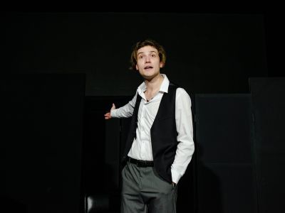 Билеты на Есенин / Театр | Афиша | ИнфоТаймс