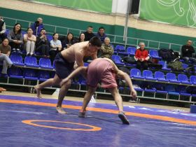 Яков Дмитриев впервые стал чемпионом Якутии по национальному многоборью