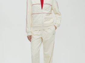 Олимпийка с контрастной отделкой из капсулы ретро