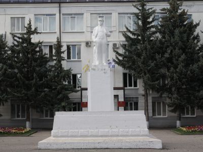 Памятник В.И. Ленину