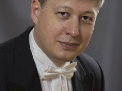 От оперы до песни. Государственный оркестр народных инструментов РТ. Дирижёр концерта - Рустам Дильмухаметов