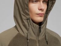 Утепленный бомбер с капюшоном