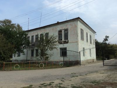 Бывший помещичий дом Калантаровых, около которого в 1853 году произошла расправа над воставшими крестьянами с. Маслов Кут