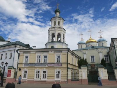 Николо - Нисская церковь с колокольней