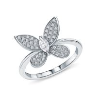 Серебряное кольцо с фианитами