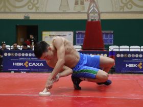 Стартовал чемпионат Якутии по национальному многоборью