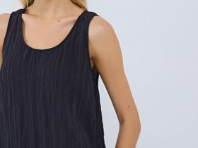 Майка из ткани с жатым эффектом, Черный