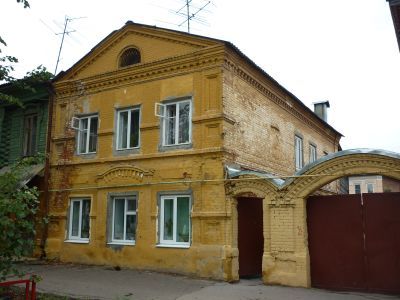 Флигель с торговым помещением