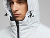 Стеганая куртка с капюшоном