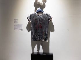 В Якутске открылась выставка «КутТал», исследующая феномен страха через искусство