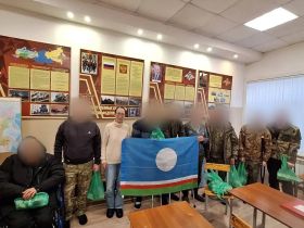 Жители Горного района Якутии отправили гумпомощь военнослужащим в Хабаровск