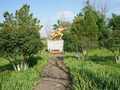 Памятник "Воин-освободитель"
