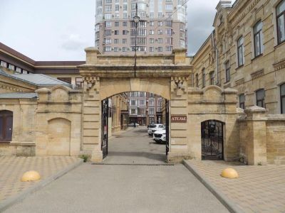 Ворота с оградой