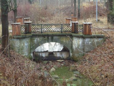 Мост-плотина