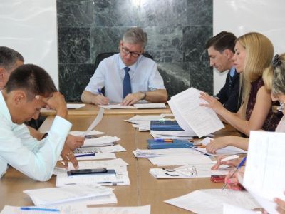 В Мирном идет подготовка к I Нефтегазовому форуму республики