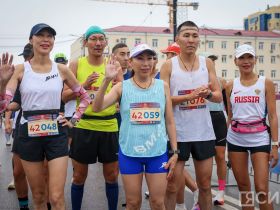 В Якутске стартовал чемпионат России по бегу на 100 км