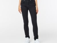 Женские джинсы Lacoste облегающего кроя