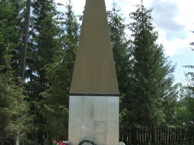 Памятник партизанам Гражданской войны