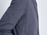 Утепленная куртка прямого силуэта