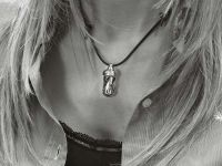 Брелок-капсула с игральными кубиками Acorn Dice Steel, Lion Steel, Нержавеющая сталь AISI 440, серебрянный, L/DD IN