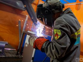 «Нужны сила и зоркость»: сварщики конкурса «Лучший по профессии» приступили к практическим заданиям
