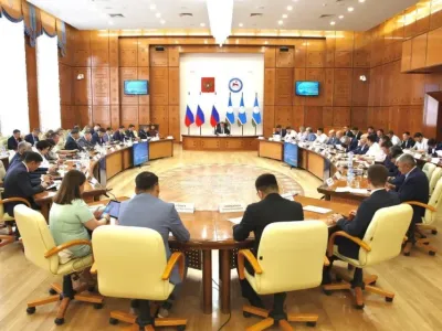 Кирилл Бычков встретился с главами районов и городских округов Якутии