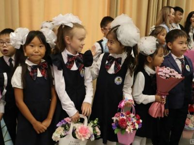 Кирилл Бычков поздравил учащихся школы № 1 Якутска с 1 сентября