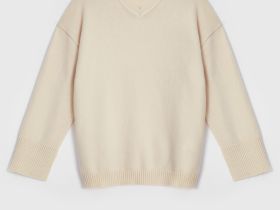 Джемпер с v-образной горловиной и широкими рукавами