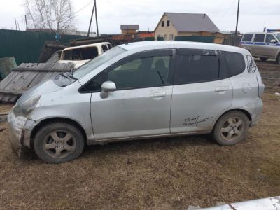 В Таттинском районе пьяный водитель сбил женщину, выпавшую из его машины