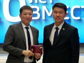 Сотрудников ГТРК «Саха» поздравили с 20-летием телерадиокомпании