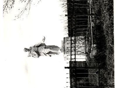 Воинское кладбище (10 могил)