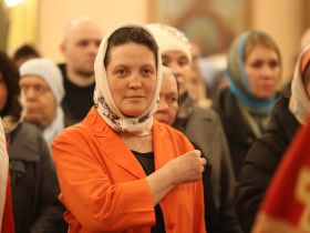 Глава Якутии посетил Пасхальное богослужение