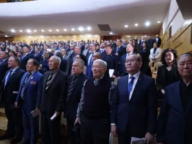 Глава Якутии заявил о необходимости повышения зарплат муниципальным работникам