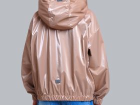 Куртка текстильная с полиуретановым покрытием для девочек (ветровка)