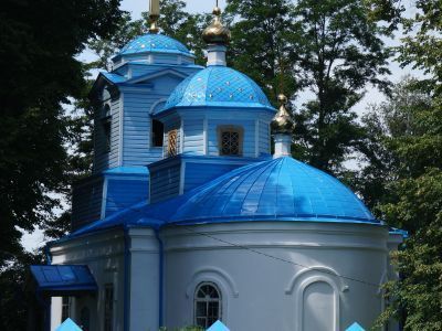 Никольская церковь с интерьером