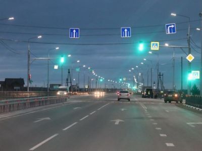 На автодороге «Нам» провели ремонт, установили камеры и провели освещение