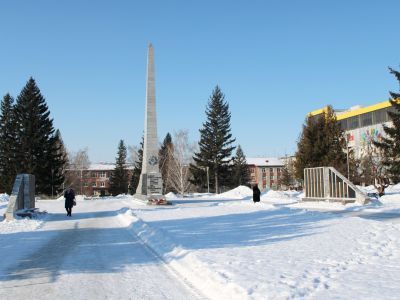 Памятник воинам-Новоалтайцам, погибшим в годы Великой Отечественной войны (1941-1945 гг.)