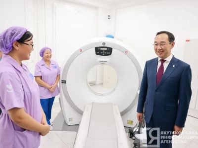 Глава Якутии Айсен Николаев поздравляет с Национальным днём здоровья в Якутии