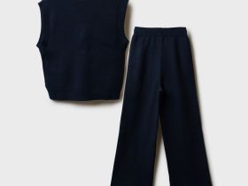 Комплект трикотажный для девочек: жилет, брюки