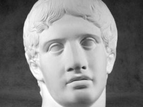 Гипс Голова Дорифора