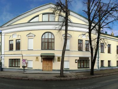 Дом, где в сентябре - ноябре 1941 года располагался штаб 334-й Витебской ордена Суворова стрелковой дивизии в период ее формирования