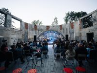 Амфитеатр «Под небом»