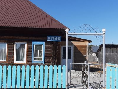 Петропавловский сельский клуб