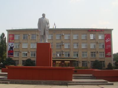 Памятник В.И.Ленину