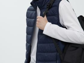 Утепленный жилет с воротником-стойкой