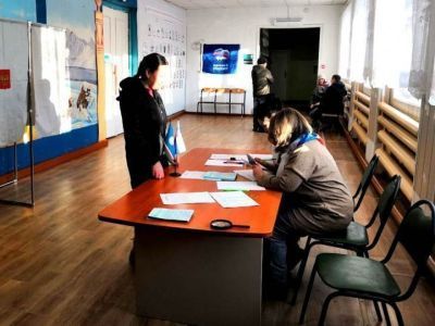 Праймериз «Единой России» в Оймяконе: активность жителей выше, чем в прошлые годы