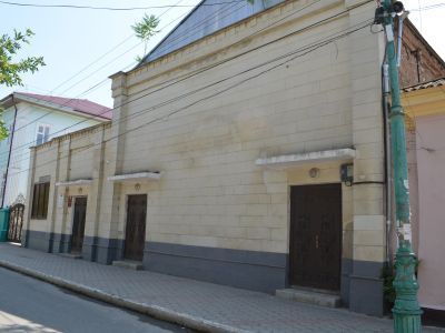 Здание Кизлярского  рабоче-крестьянского Совета