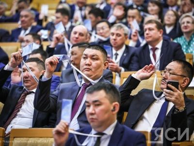 В Якутске начал работу IX съезд совета муниципальных образований